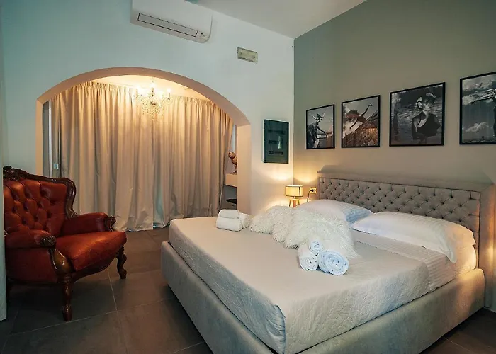 Maison27 4* Будони