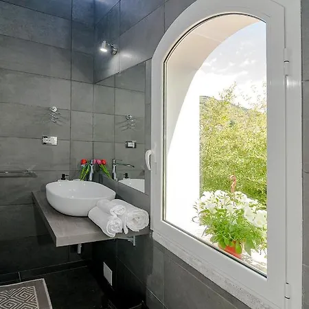 Maison27 בית הארחה