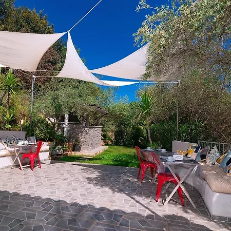 Maison27 בית הארחה בודוני